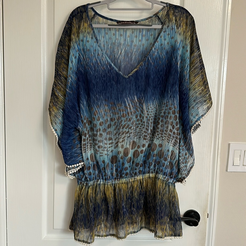 Women Sienna Rose XL top, barely used.